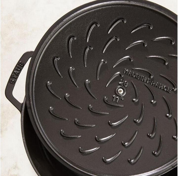 Actual product image Staub Braiser (Casserole + stew pot, Cast iron, 28 x 7.60 cm)