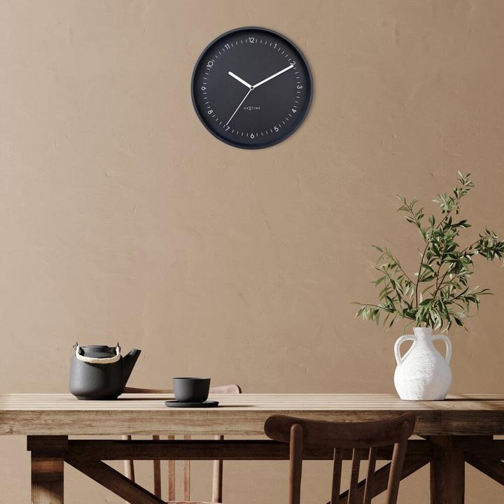 Actual product image Nextime 3305ZW - Berlin" wall clock, Silent, Black, Aluminium, 30 cm (30 cm)