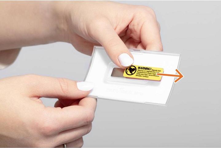 Actual product image Durable Name badges Click Fold with magnet twist-proof