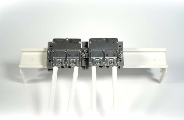 Actual product image Televes EFV 4 4-way Easy-F distributor 5-2400 MHz 9dB (Manifolds and Branchers)