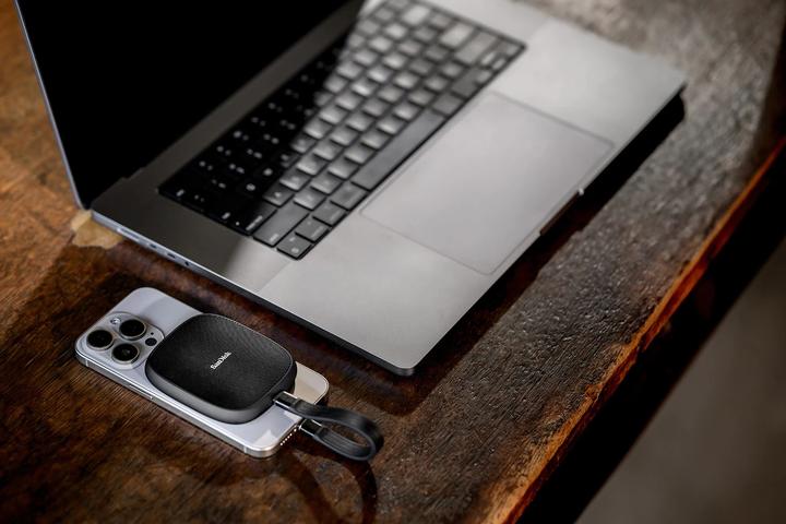 Actual product image SANDISK Phone SSD (1 TB)