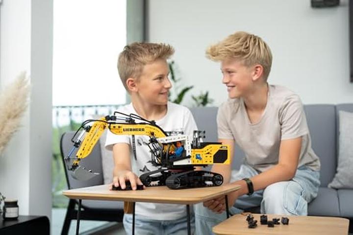 Produktbild Fischertechnik Liebherr R938
