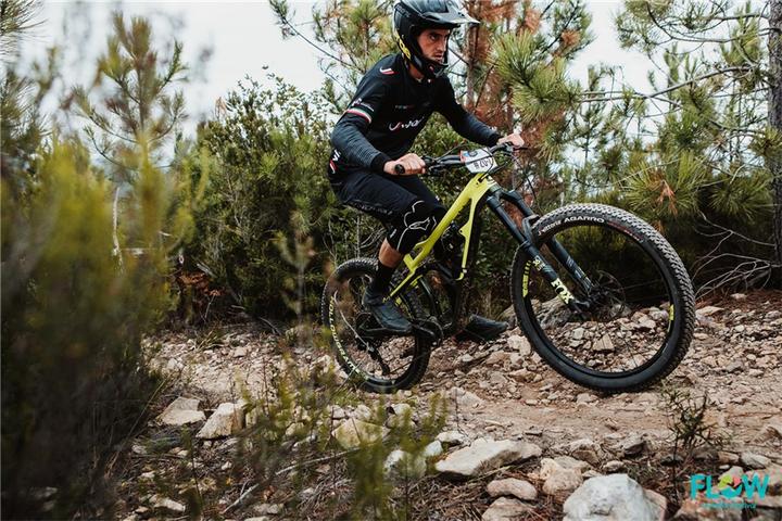 Image du produit Vittoria Agarro 27.5" Trail 4C G2.0 (27.5 x 2.60, 65-584)