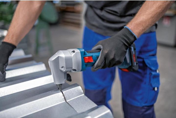 Produktbild Bosch Professional GNA 18V-16 E