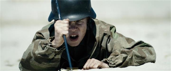 Produktbild Plaion Unter dem Sand - Das Versprechen der Freiheit (DVD, 2015, Deutsch)