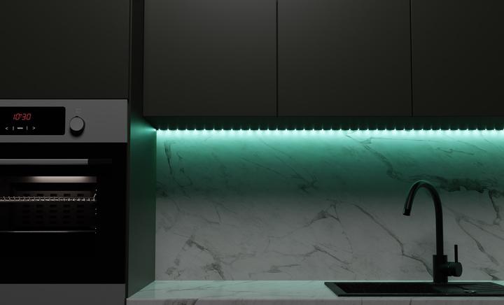 Immagine prodotto Tesla TSL-LIG-STRIP5M (Blu, Rosso, Verde, 500 cm, Interno)