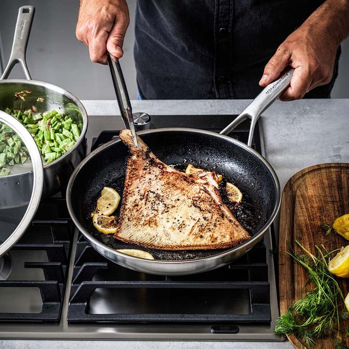 Produktbild KitchenAid Multi-Ply (Bratpfanne, Edelstahl, 28 x 4.97 cm)