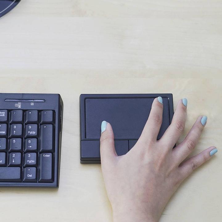 Actual product image Perixx PERIPAD-704, large wireless touchpad, black (DE, Wireless)