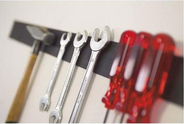 Produktbild tesa On&Off Klettband, selbstklebende Klettstreifen (50 mm)