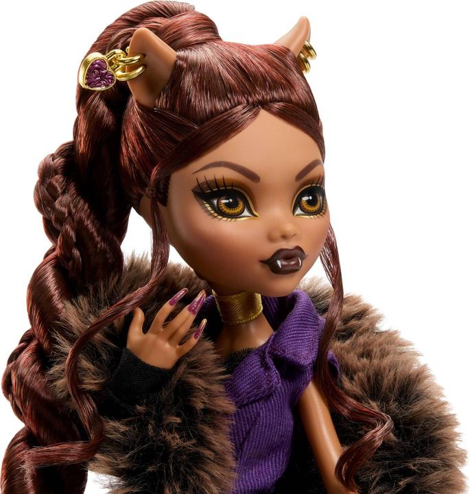 Actual product image Monster High High Deluxe Clawdeen Wolf