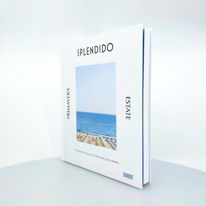 Actual product image Splendido. Primavera/Estate (German, Mercedes Benz Benz, Juri Gottschall, 2025)