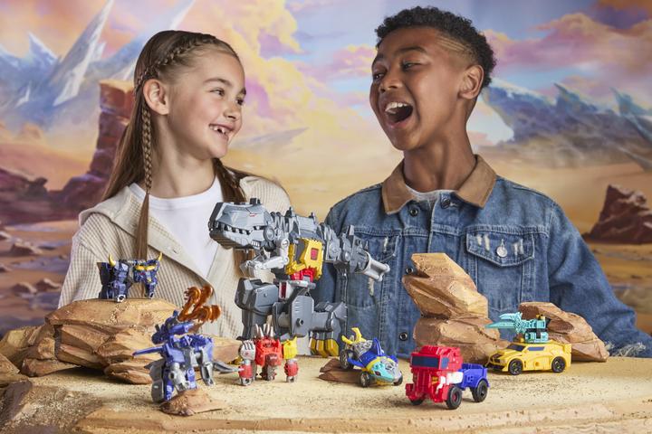Actual product image Transformers TF Cyberworld Cyber Changers Sort.