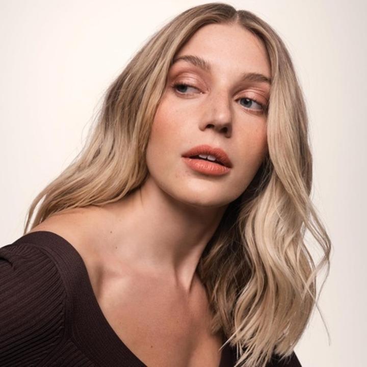 Actual product image Living Proof Full - Texturising Foam (45 ml, Volume foam)