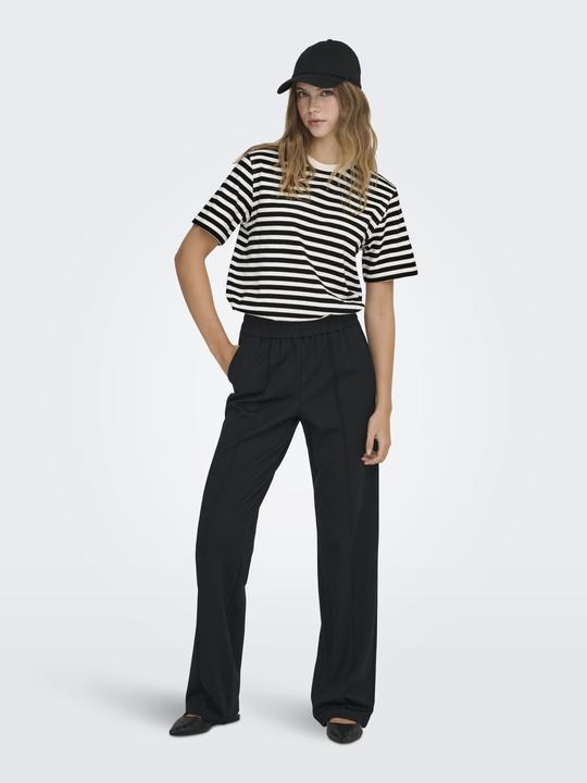 Produktbild Only Normal geschnitten Rundhals Voluminöser Armschnitt T-Shirt T-shirt (XL)