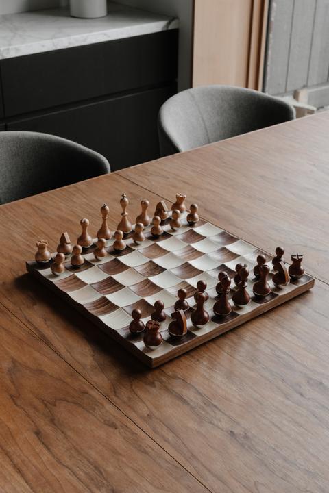 Produktbild Umbra Wobble Chess Set