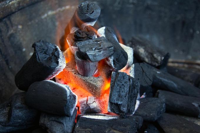 Actual product image McBrikett Holzkohle Marabu 15 kg (15 kg)