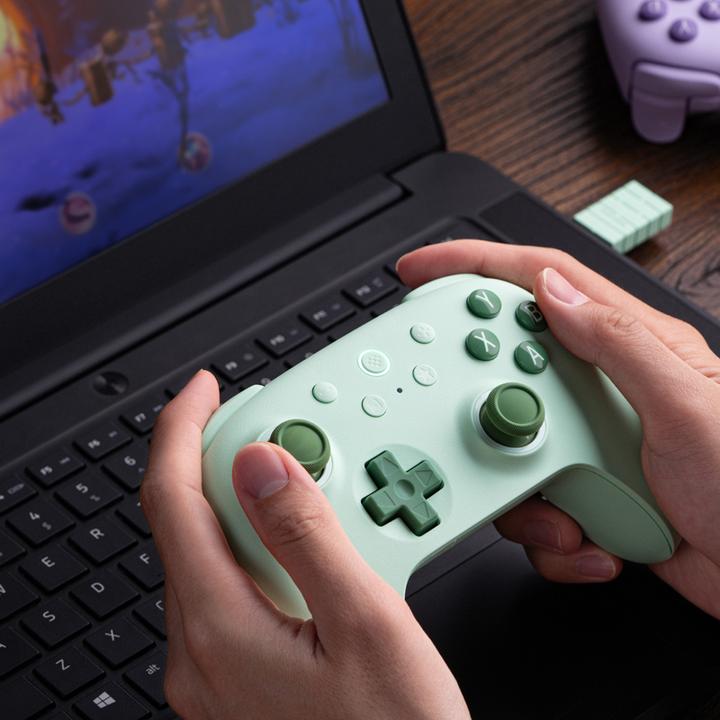 Actual product image 8bitdo Ultimate 2C Wireless (peach/light yellow, for Windows & Android) (Android, Windows)