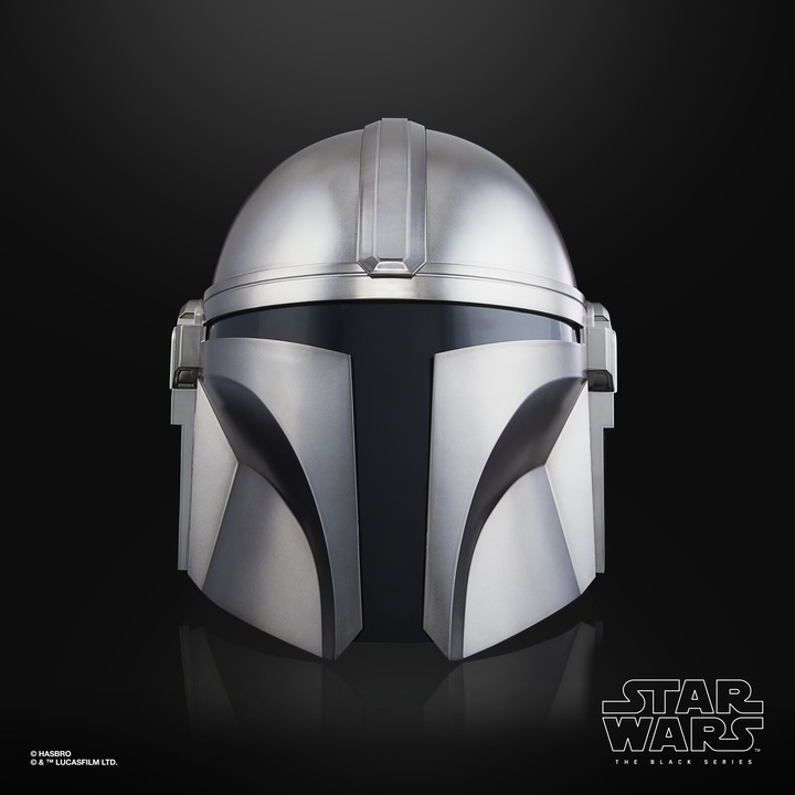 Actual product image Hasbro The Black Series: The Mandalorian Helmet