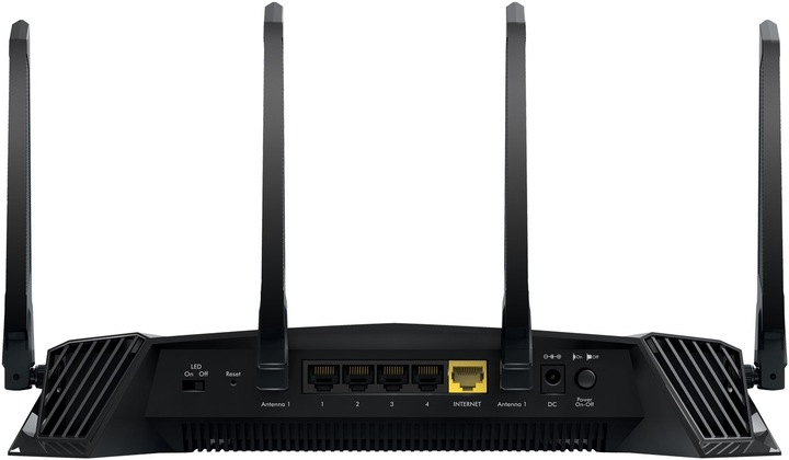 Actual product image Netgear XR500 Nighthawk Pro Gaming