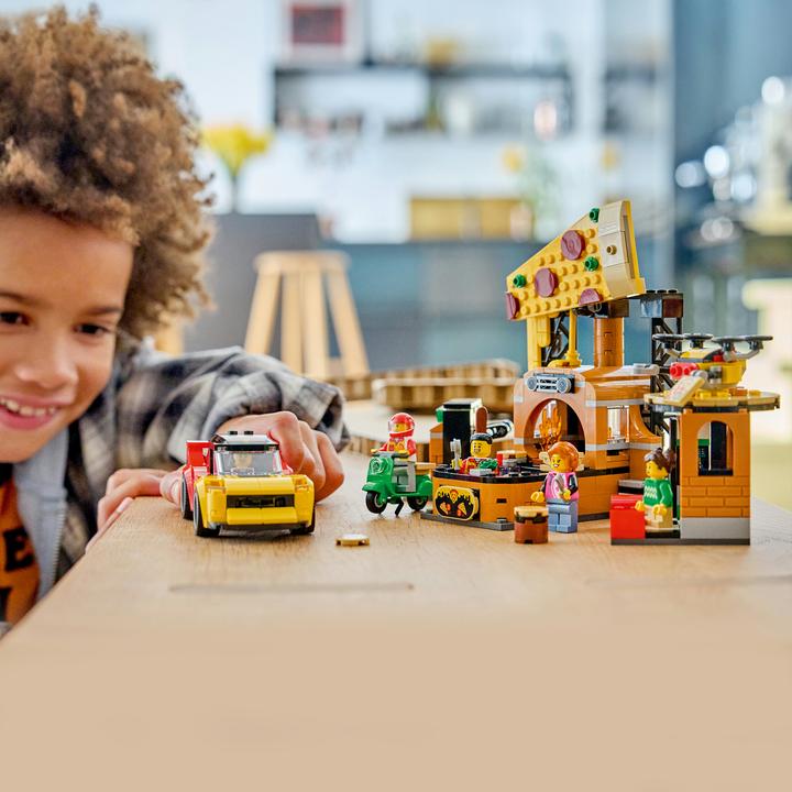 Produktbild LEGO Pizza-Liefererlebnis mit Fahrzeugen (60496)