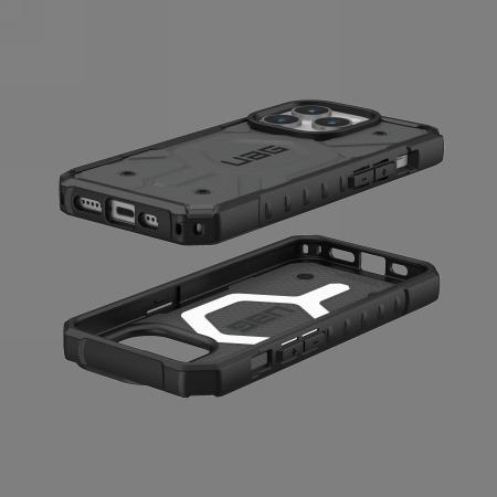 Actual product image UAG Pathfinder Magsafe Case (Apple iPhone 15 Pro)