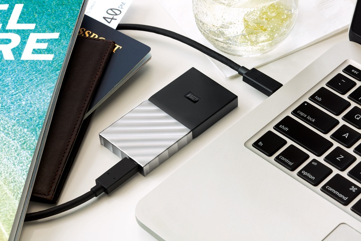 Actual product image WD My Passport SSD *2017* (256 GB)