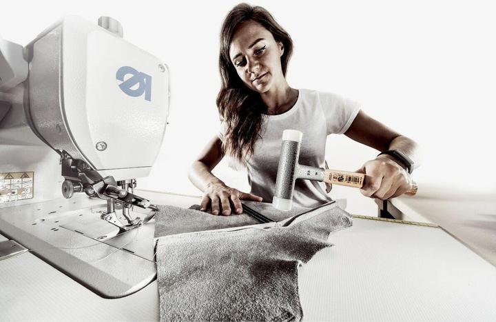 Actual product image Halder Nylon hammer (990 g)