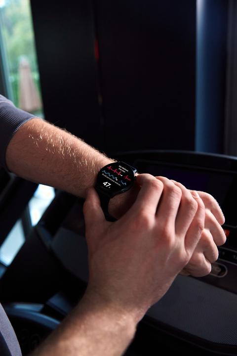 Produktbild OnePlus Watch Lite Smartwatch, Silver Steel (45 mm)