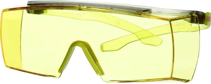 Actual product image 3M SecureFit 3700 over goggles