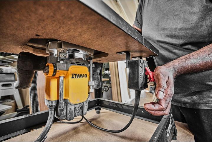 Produktbild DeWalt Oberfräse