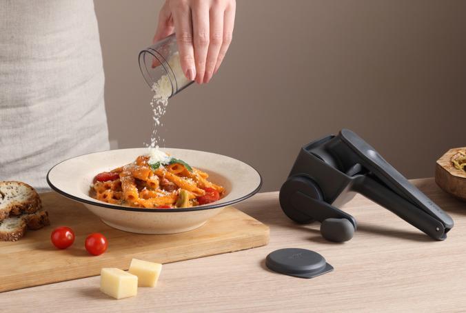 Image du produit Zyliss Classic Käsereibe mit Behälter