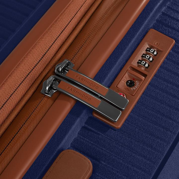 Image du produit Farmhood Eco Edition 02 4 Rollen Trolley 76 cm mit Dehnfalte (109 l)