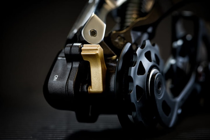 Actual product image Shimano Saint RD-M820 (10-speed)