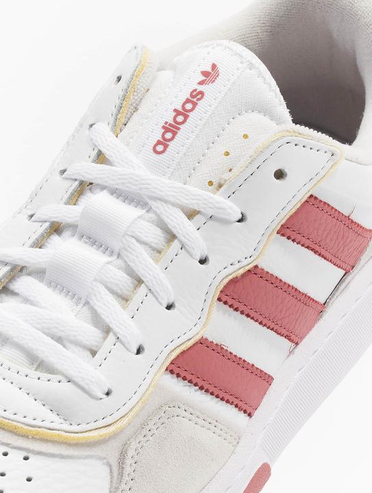 Image du produit Adidas Chaussures Courtic - 88993 (36)