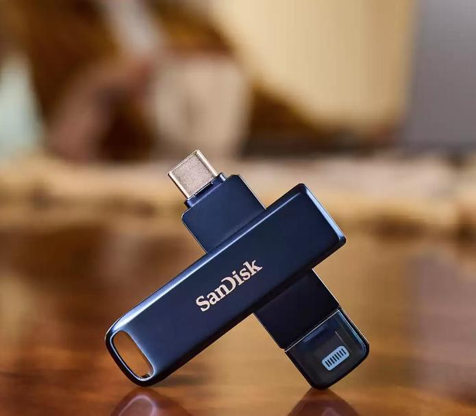 Produktbild SanDisk iXpand Phone Drive (128 GB, USB 3.2)