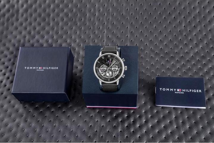 Produktbild Tommy Hilfiger Legend (Chronograph, 44 mm)