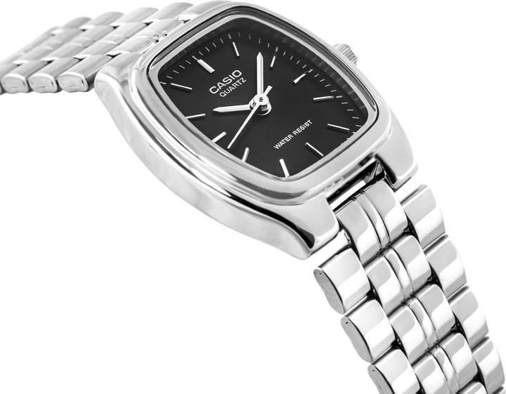 Actual product image Casio Collection (Analogue wristwatch, 30 mm)