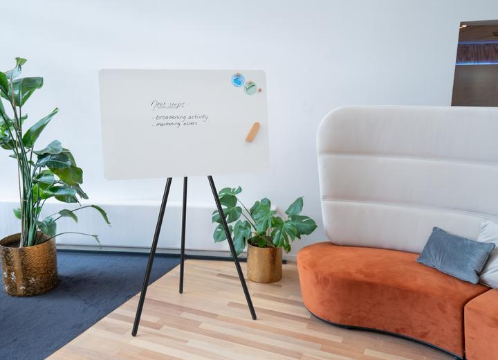 Produktbild Legamaster SKETCH INFINITE Flipchart Dreibein