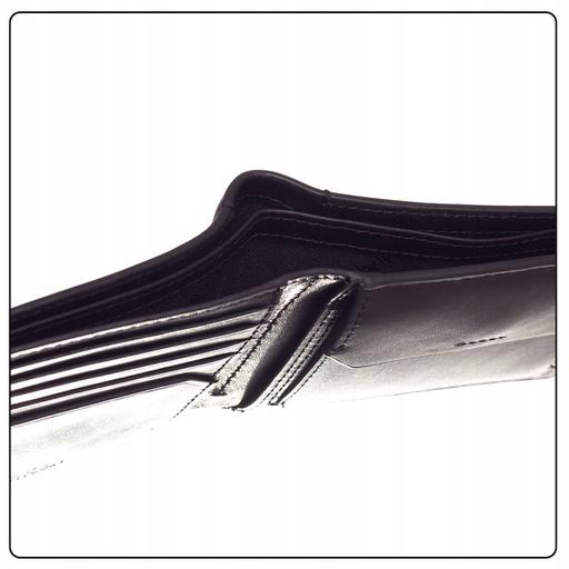 Actual product image MGA Bifold set