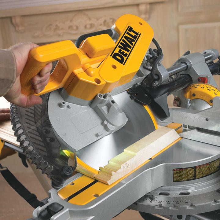 Actual product image DeWalt DWS780-QS Panel saw