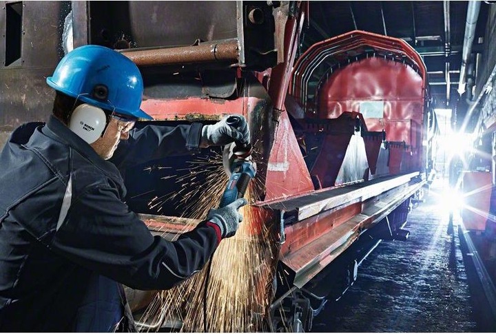 Produktbild Bosch Professional Winkelschleifer GWS 19-125 CIE (125 mm)