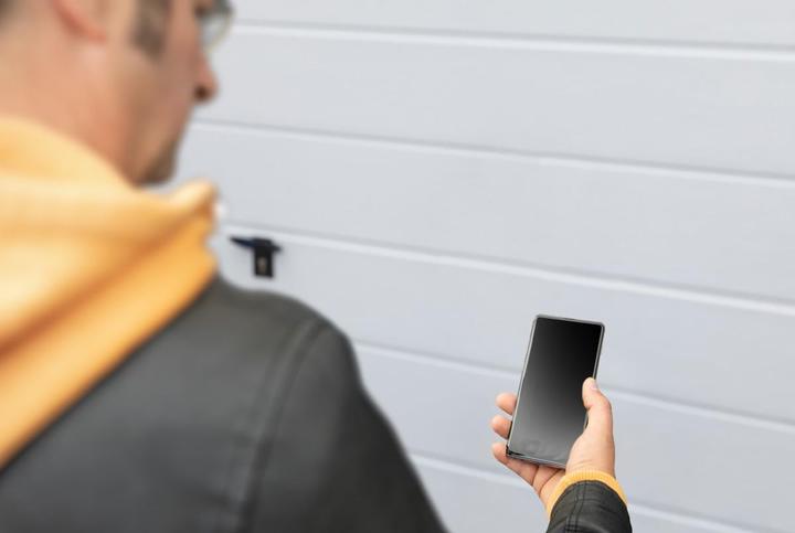 Produktbild Schellenberg Garagentorantrieb DRIVE M, 500 N, 868,4 MHz