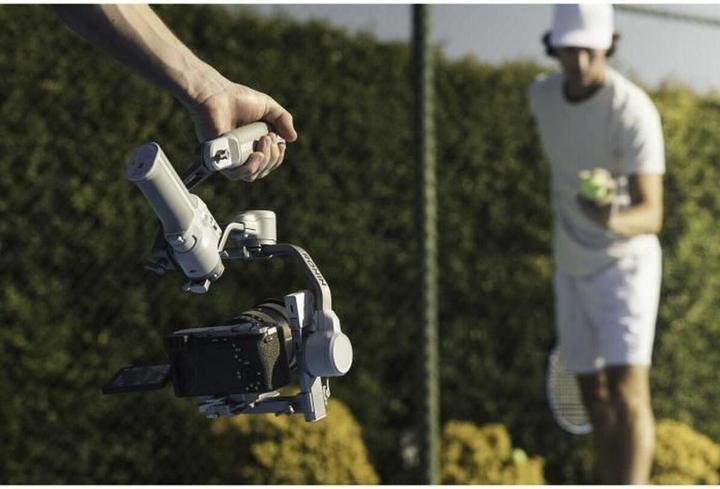 Productafbeelding DJI RS 4 Mini Combo (Universeel, Smartphone, 2 kg)