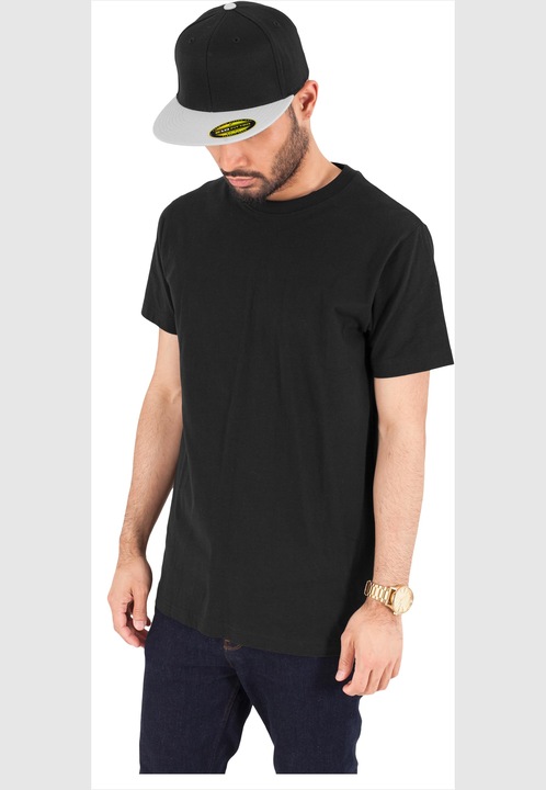 Actual product image Flexfit Premium 210 Fitted 2-Tone (S, M)