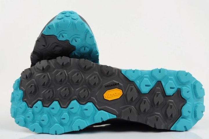 Produktbild AKU Flyrock W's (37)