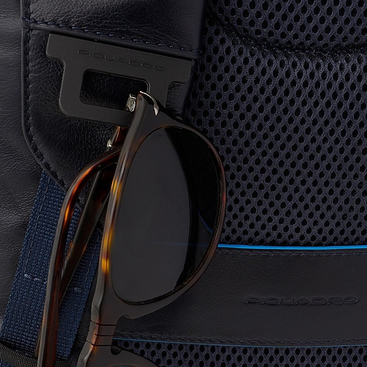 Image du produit Piquadro Blue Square - Sac à dos pour ordinateur portable avec compartiment pour iPad®, RFID Blocker (14 l)