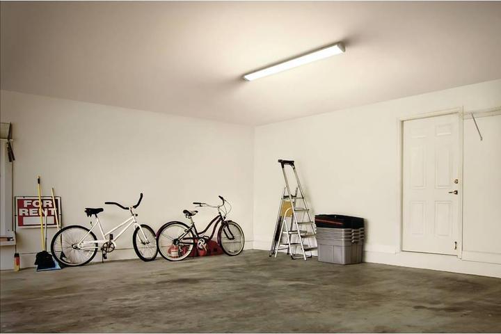 Produktbild Philips Projectline Feuchtraumleuchte (2200 lm)