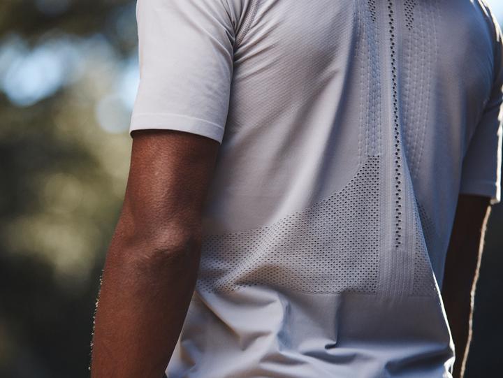 Produktbild Compressport Trail Half-Zip Fitted SS Top (XL)