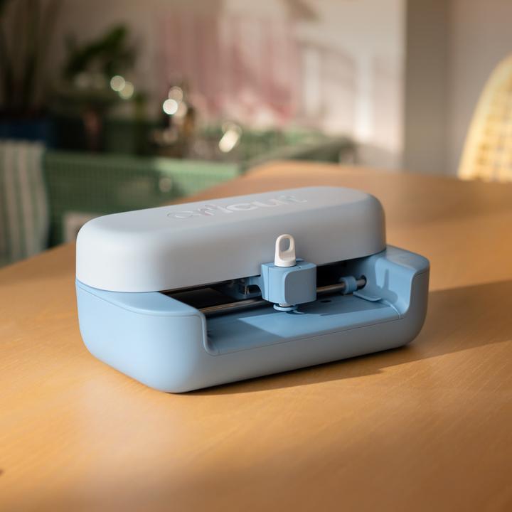 Produktbild Cricut Joy 2 + Essential-Bundle