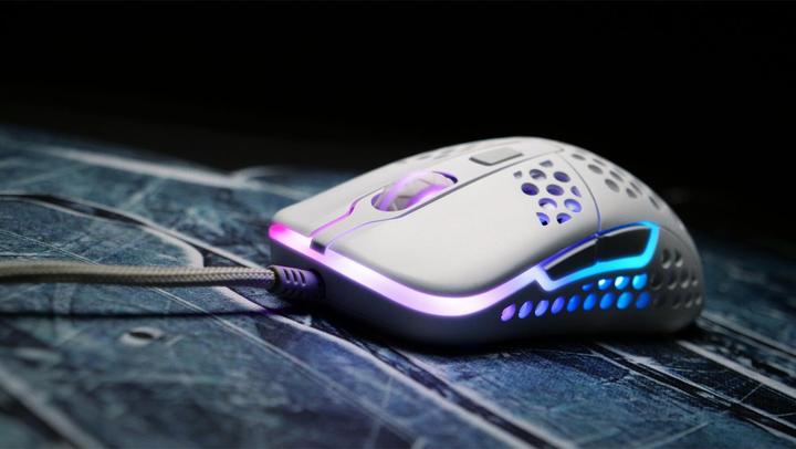 Actual product image CHERRY xtrfy M42 (Cable)